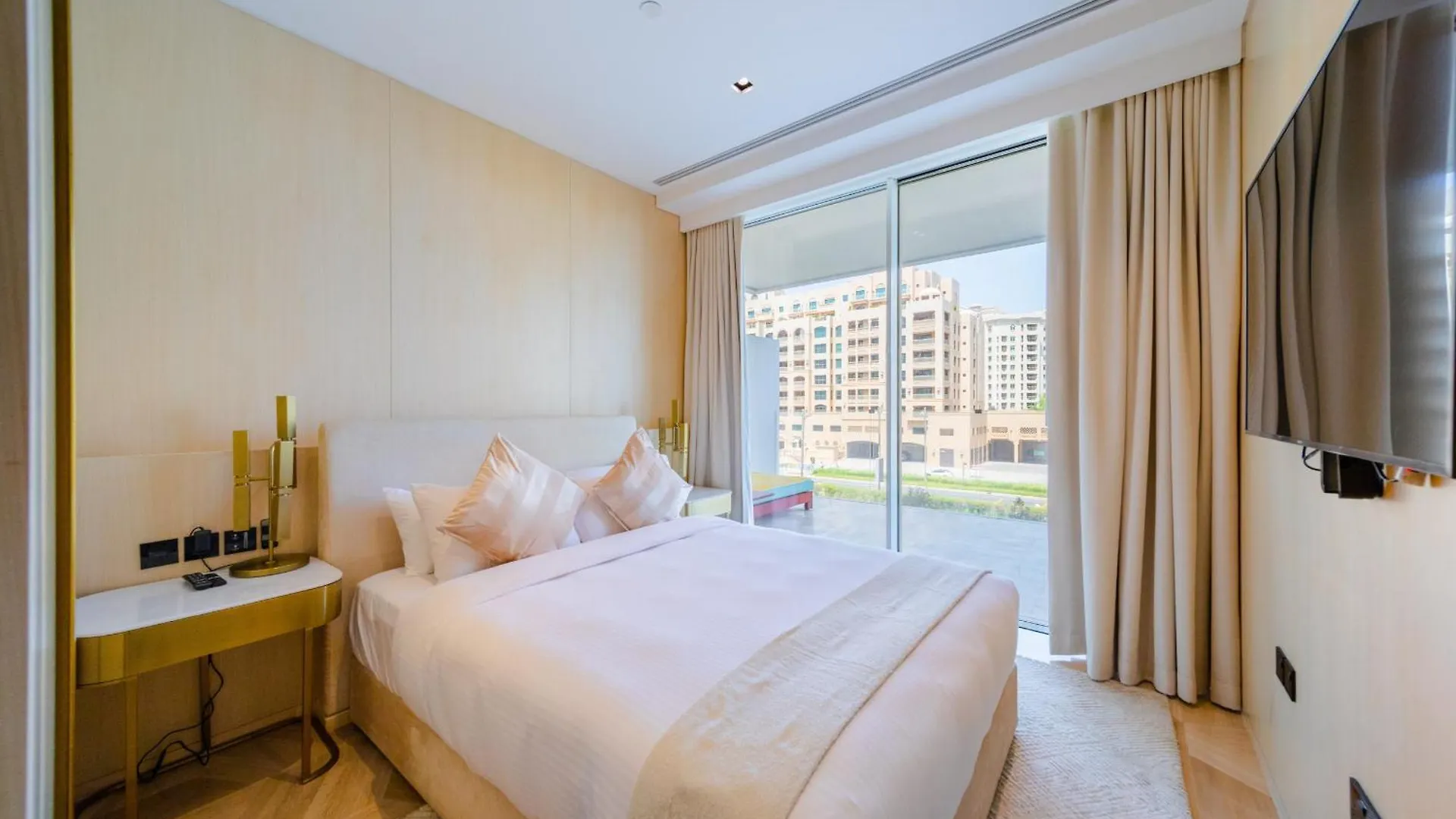 Superluxury Apartment In Five Palm, Pool & Beach Access Дубай ОАЭ