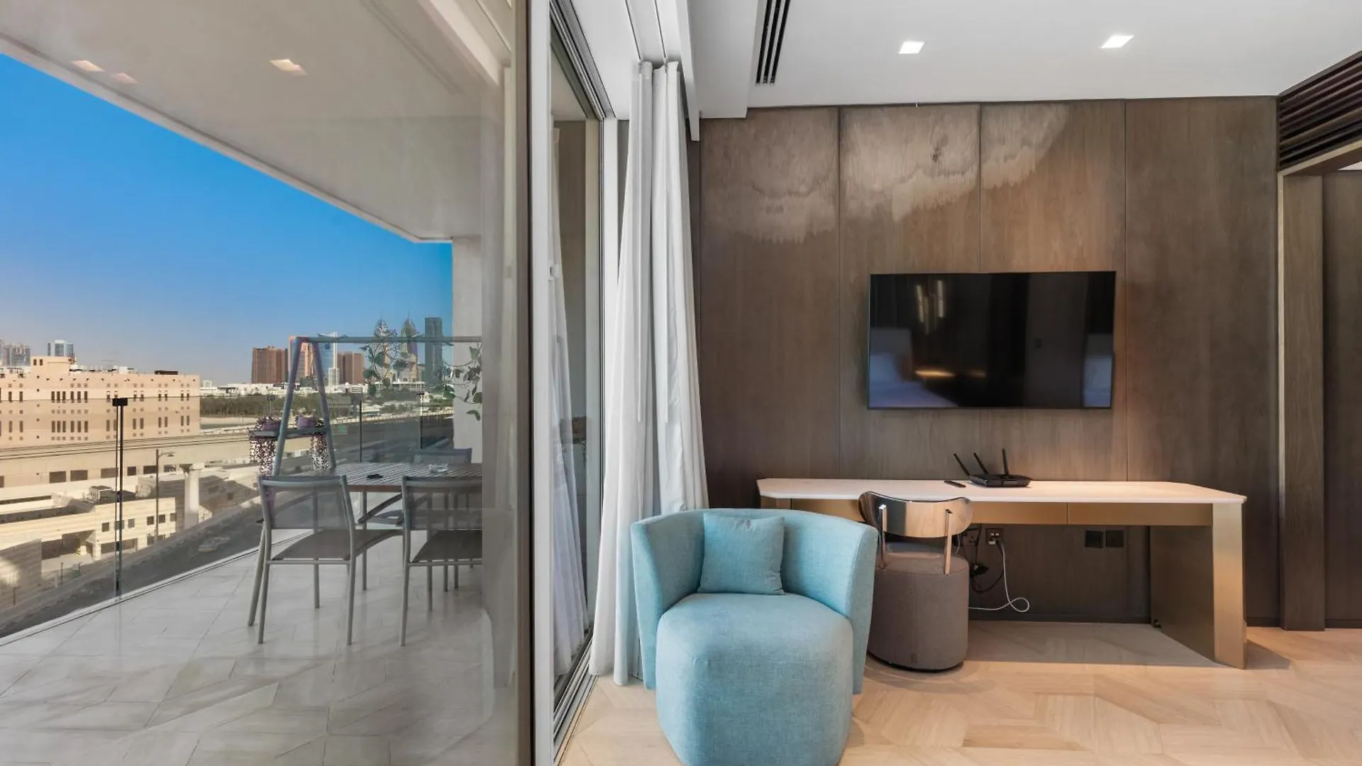 Superluxury Apartment In Five Palm, Pool & Beach Access Дубай